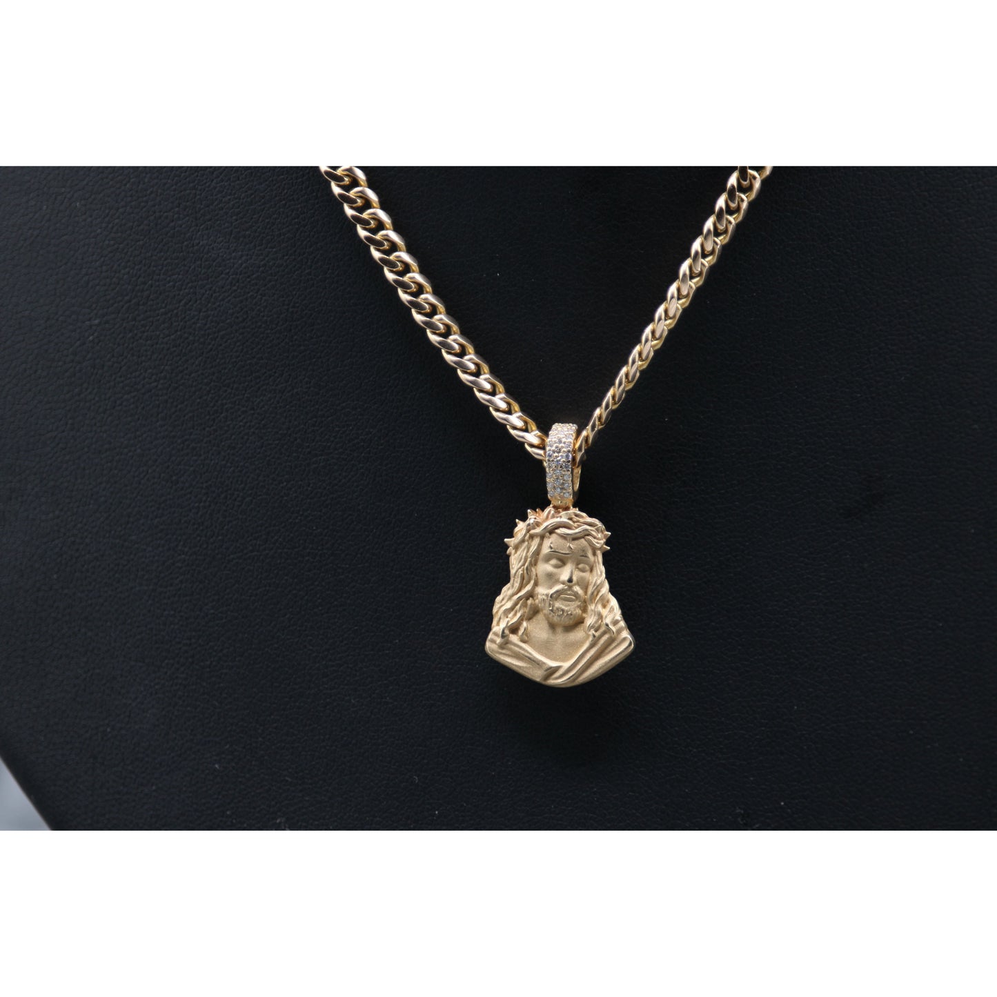 14k Yellow Gold Jesus Face Pendant