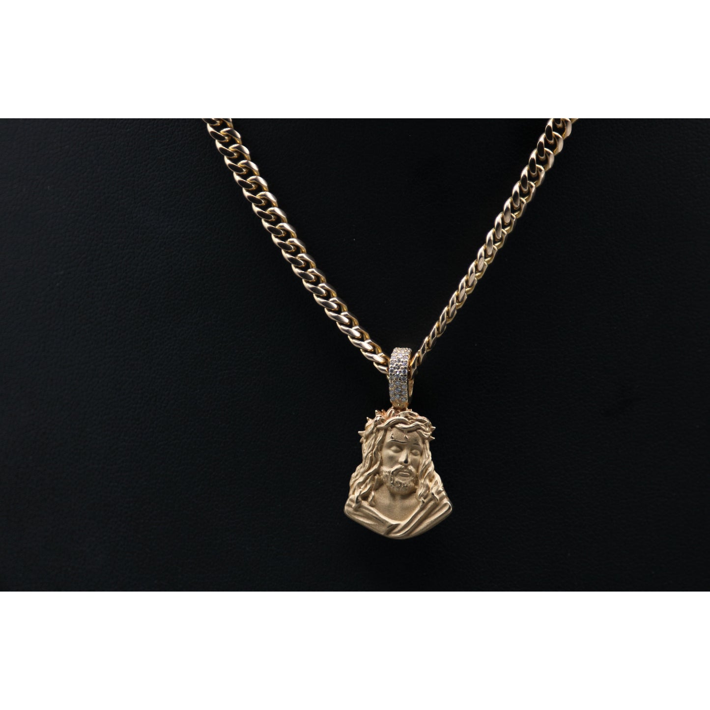 14k Yellow Gold Jesus Face Pendant